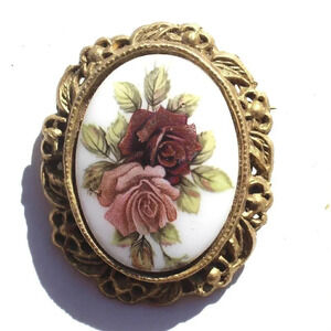 Vintage Victoria Roses Flower Shabby Chic Brooch Clip Scarf Decor